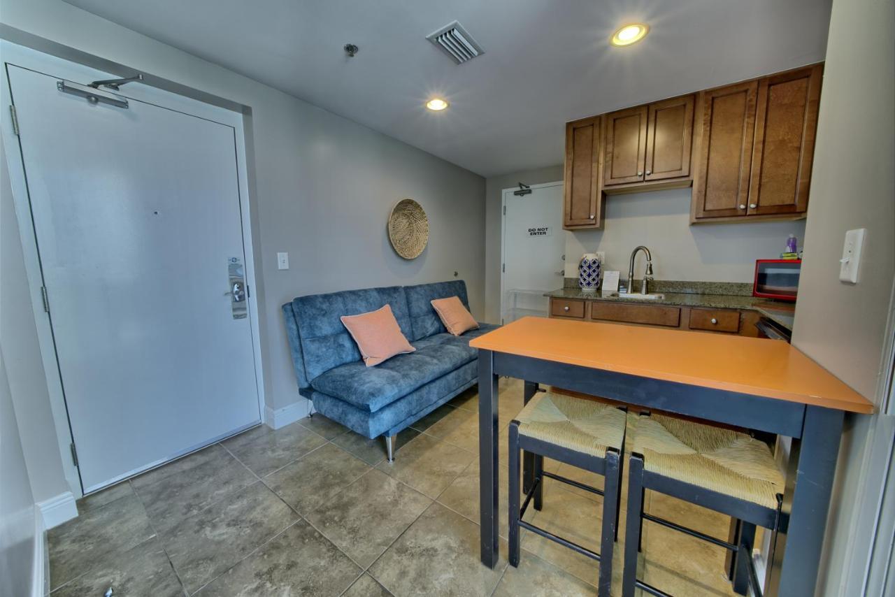 Sterling Breeze - Cozy Beachfront One Bedroom Condo Panama City Beach Εξωτερικό φωτογραφία